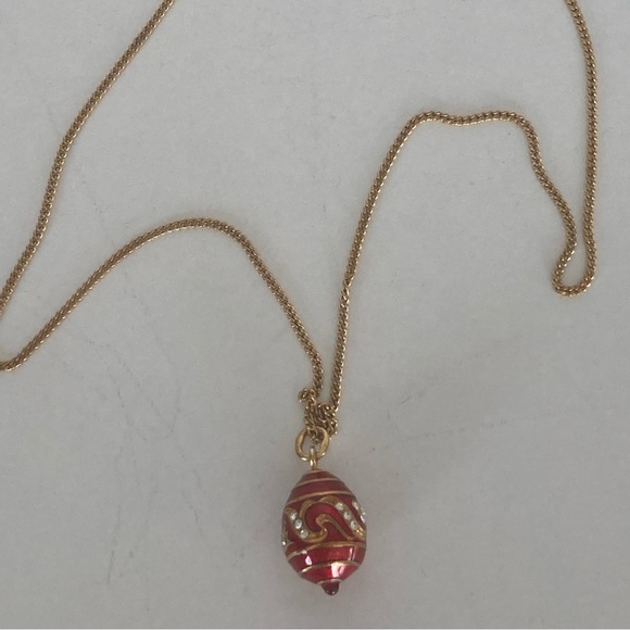 Faberge gold filled egg style necklace. - Picture 4 of 6